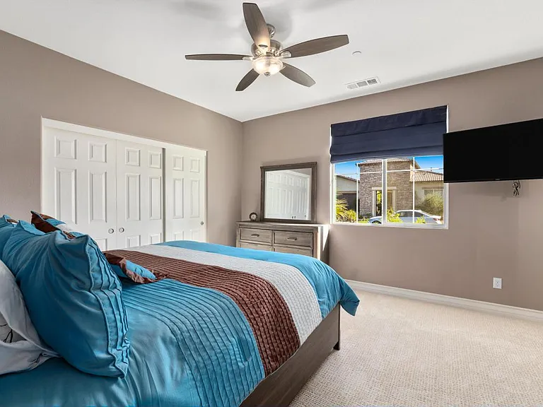 48219 Newport Bridge Pl — Photo 16