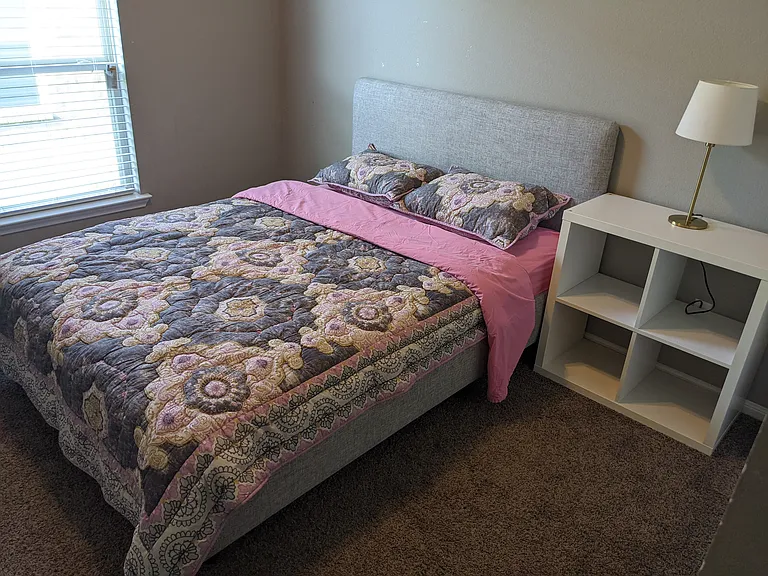 5715 Markham Dr — Photo 8