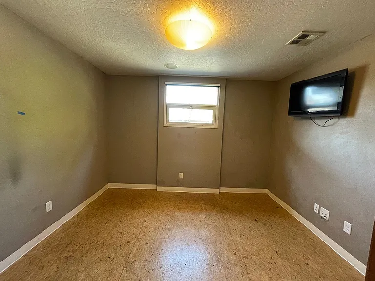1405 Mill St #6 — Photo 7