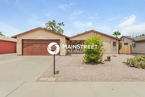 2100 N Comanche Dr Photo 1