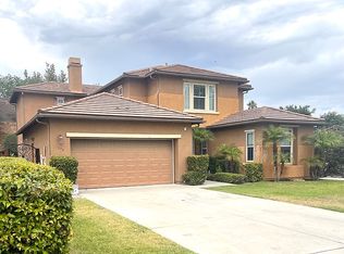 1298 Hagen Oakes Ct, Escondido, CA 92026