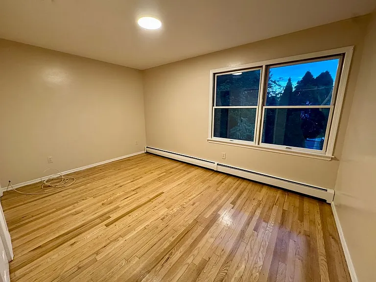 39 Henderson St #1 — Photo 8
