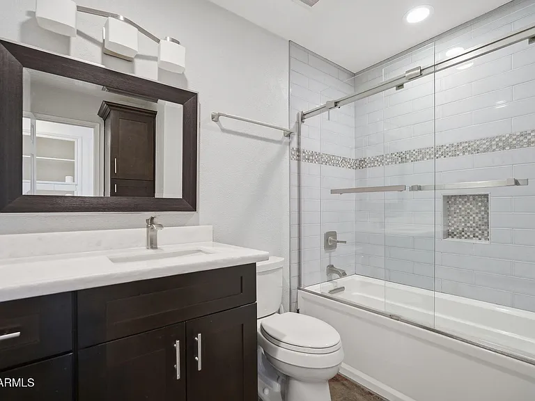 8307 E Clarendon Ave — Photo 21