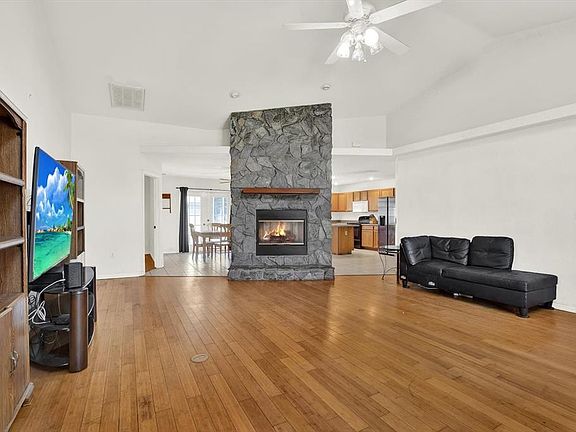 5th image of 8240 Neda St