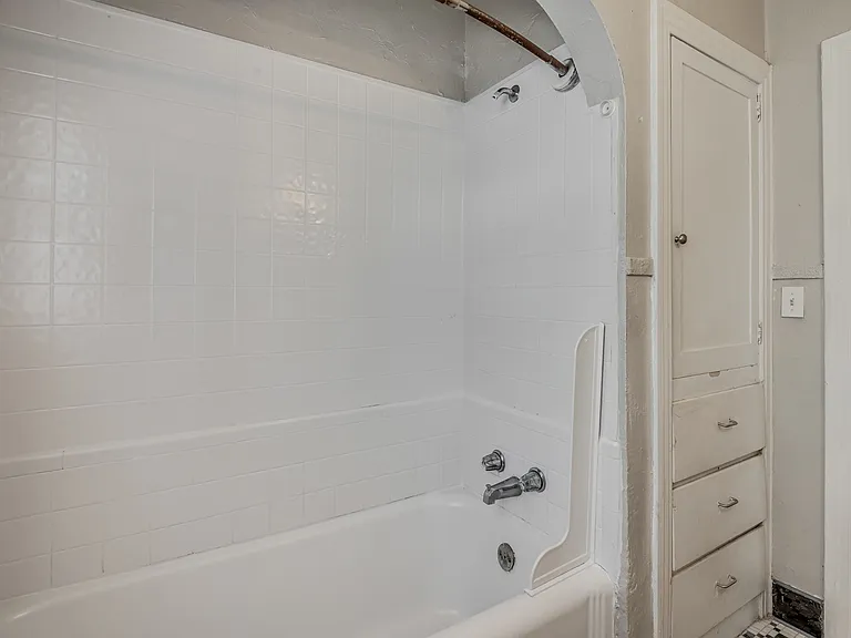 1803 NW 22nd Street - 2301 N. Florida — Photo 36