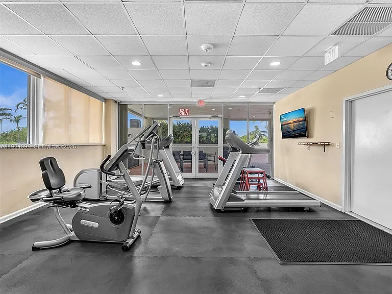 6422 Collins Ave #701 — Photo 49