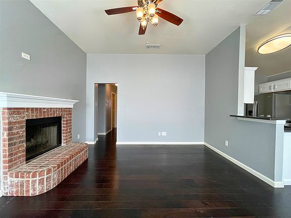 4th image of 4904 Mountain Ridge Ln