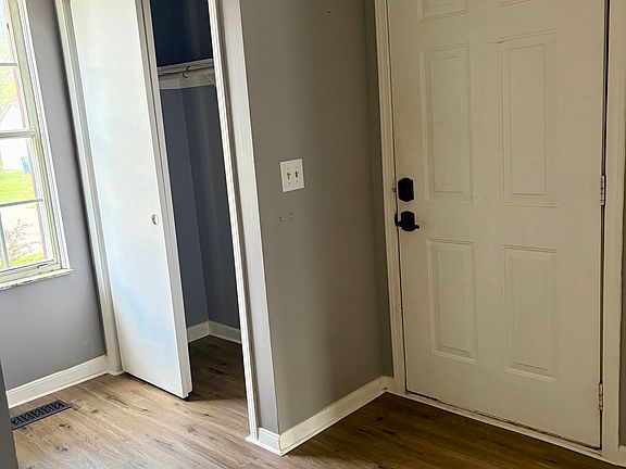 3rd image of 1757 Watertower Dr