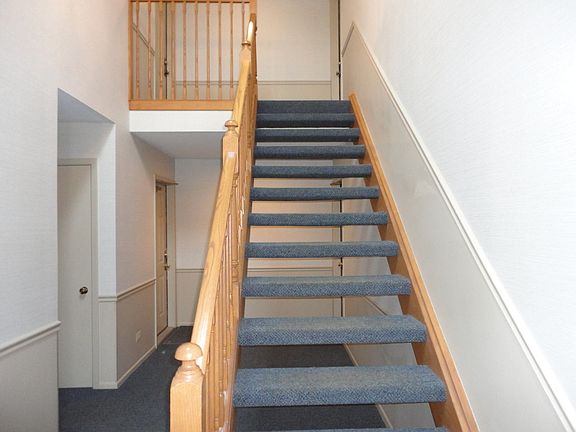 3rd image of 2323 Knollwood Ct Unit W2