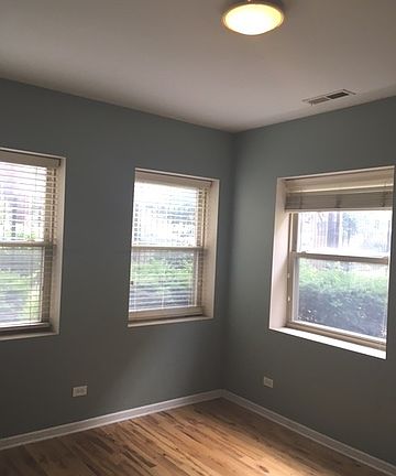 5th image of 1630 W Columbia Ave