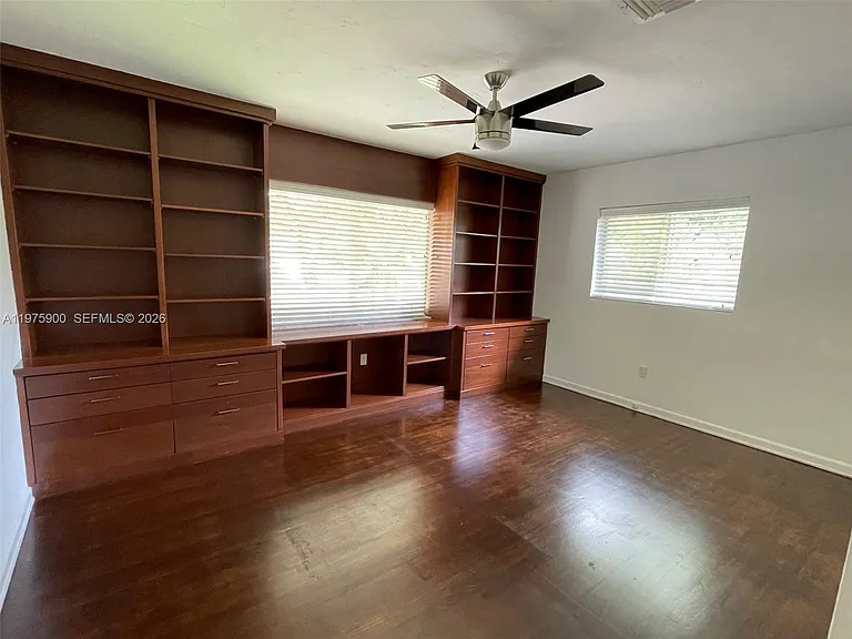 1420 Baracoa Ave — Photo 5