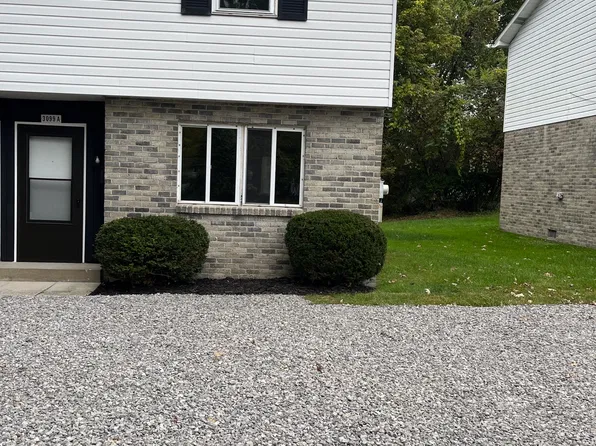 3099 Indiana Dr APT A, New Kensington, PA 15068