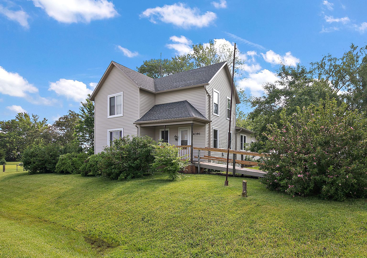 4391 N State Route 1 #17, Momence, IL 60954 | Zillow