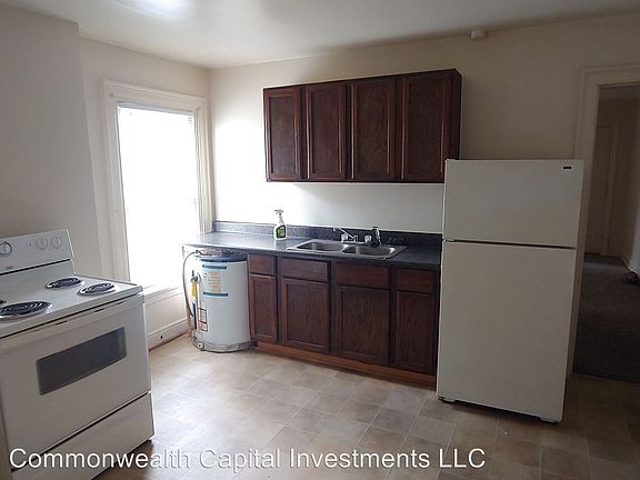 2nd image of 2218 Carrington St APT C