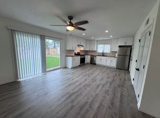 2109 Sanchez Dr, Camarillo, CA 93010