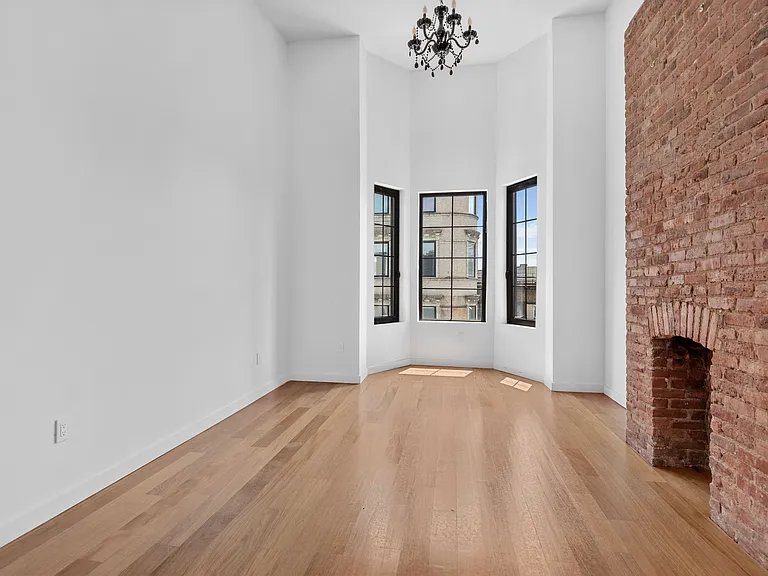 257 Bleecker St #3 — Photo 3