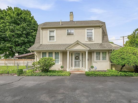 5th image of 61 E Maple Avenue