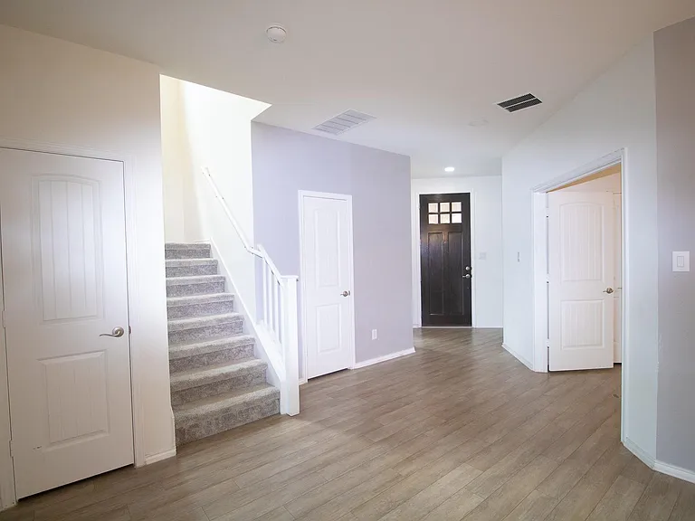 2105 Ebony Dove St — Photo 10