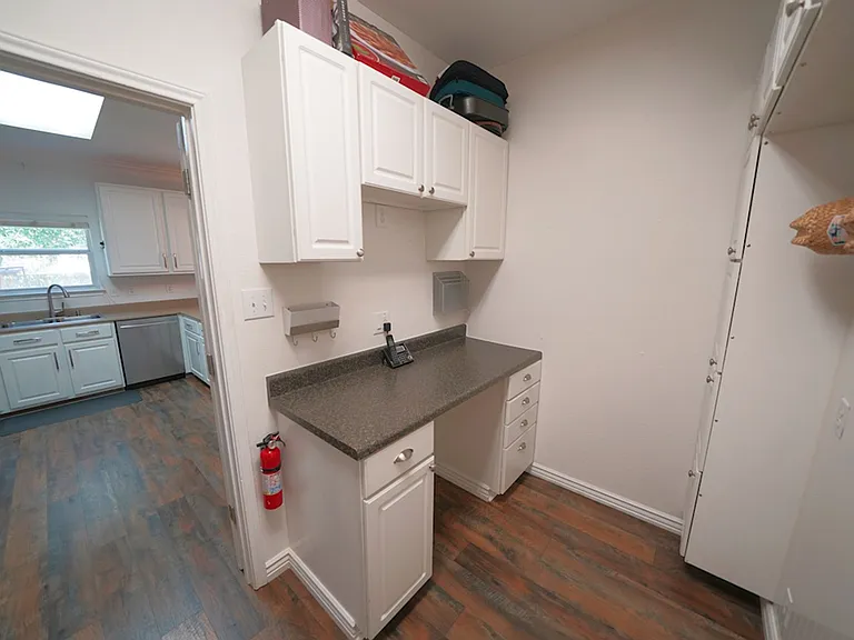 136 Earhart Ln — Photo 25