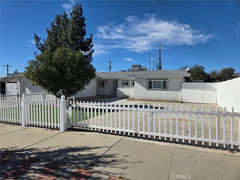 11889 Kilgore St — Photo 3