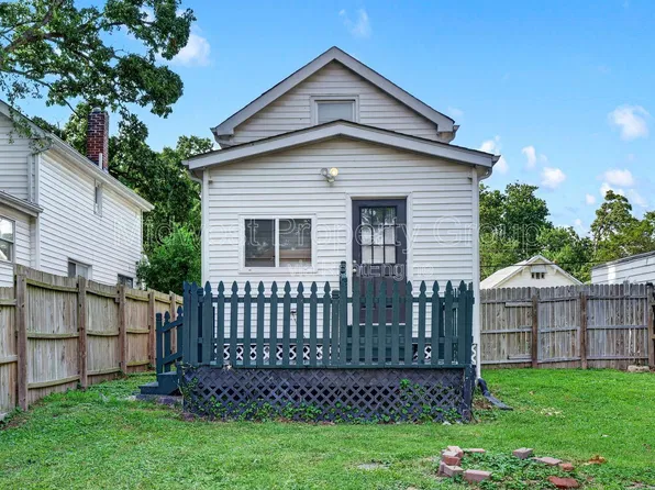3610 Manhattan Ave, Saint Louis, MO 63143