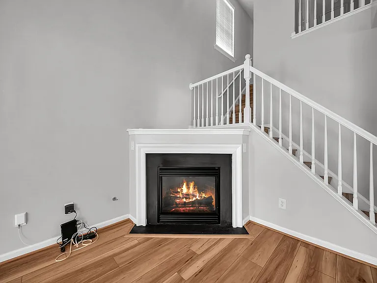408 Holmes Blvd — Photo 9
