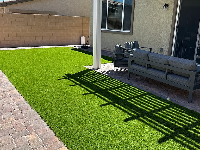 10620 Carnes Ave — Photo 3