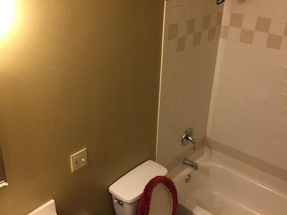 Bathroom Photo 2