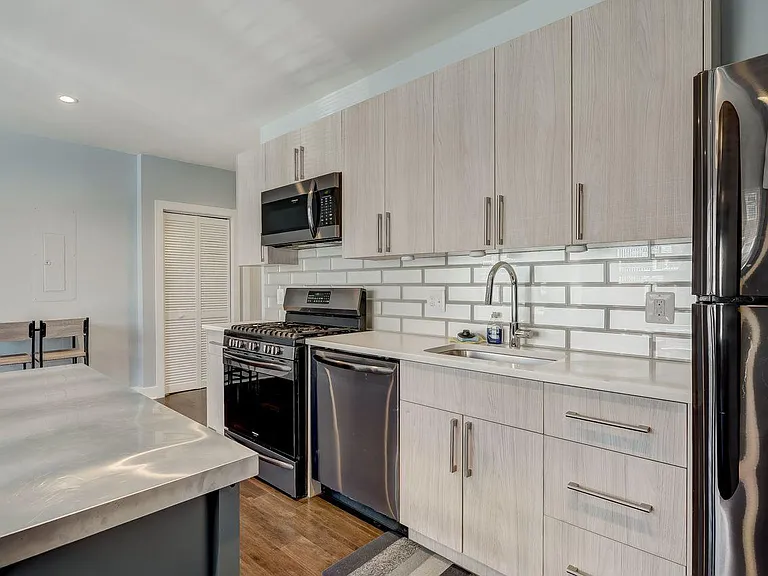 2-1605 F St NE #2 — Photo 20