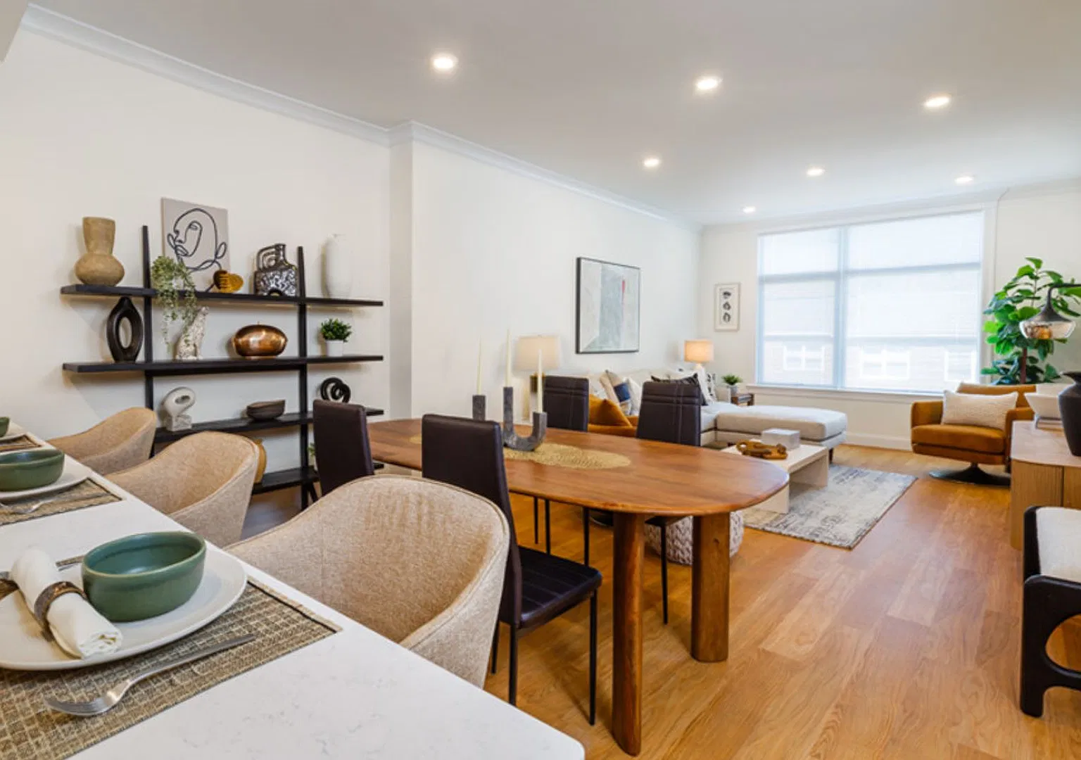 1Bed/1Bath apartment in Brookline — Photo 1