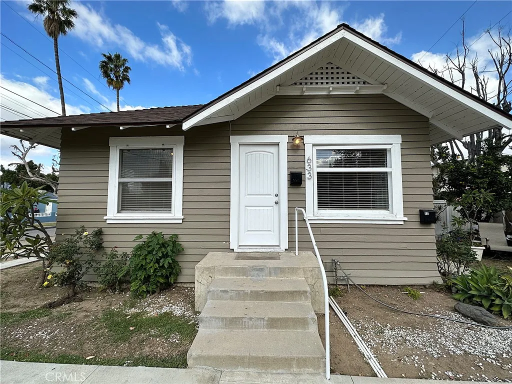 2 bed, 588 sqft, $2,800 — Photo 3