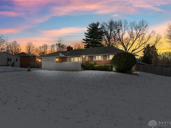 3136 Wolfe Dr, Fairborn, OH 45324