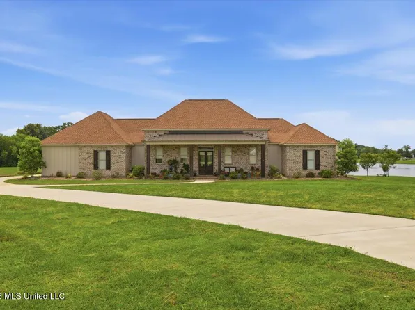 109 Hannalea Pl, Flora, MS 39071