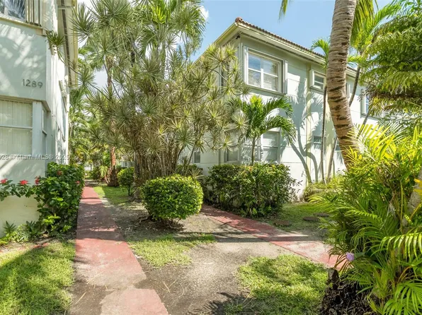 1275 Marseille Dr #35, Miami Beach, FL 33141