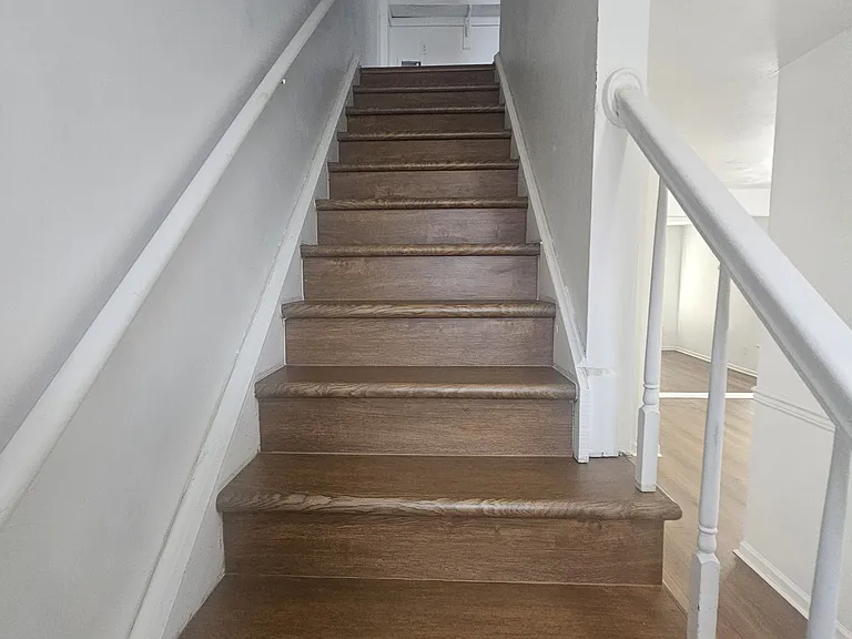 5545 Old Guard Cres — Photo 13