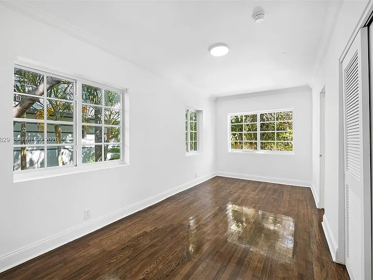 1545 Meridian Ave — Photo 8