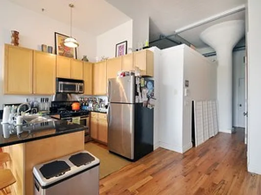 Rented by Corcoran | media 27