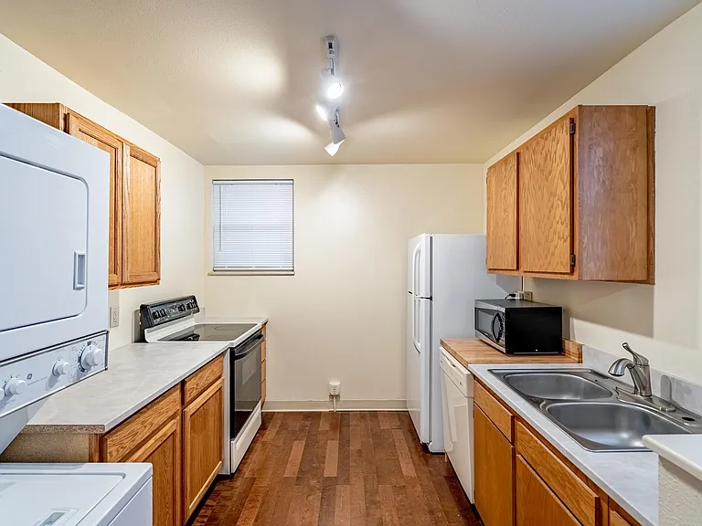 2560 Sheridan Blvd #3 — Photo 13