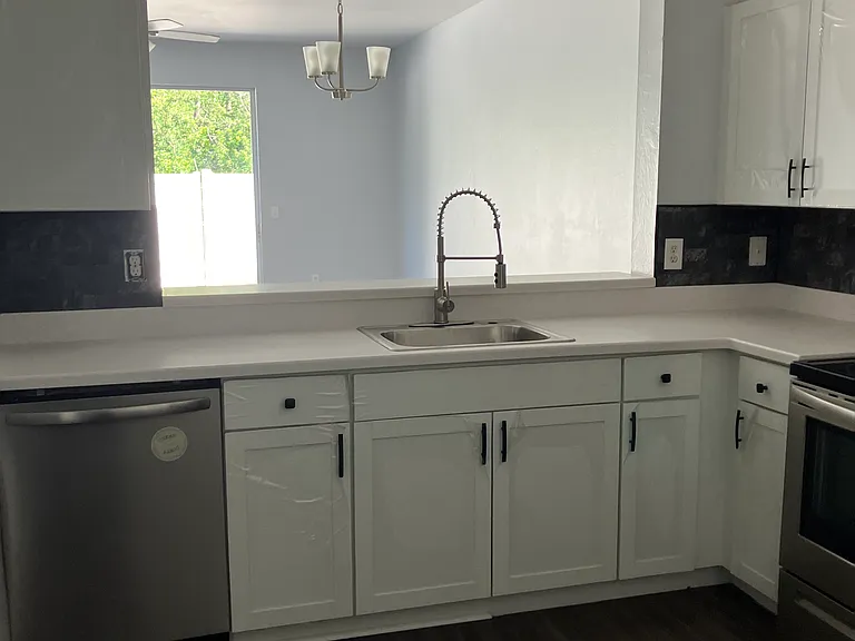 3630 Pine Oak Cir #105 — Photo 2