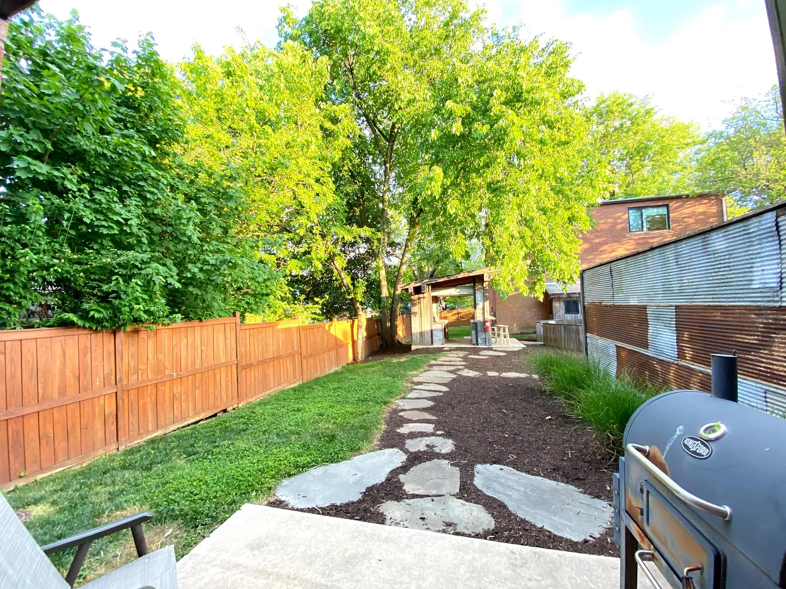 2606 N Pershing Dr — Photo 3