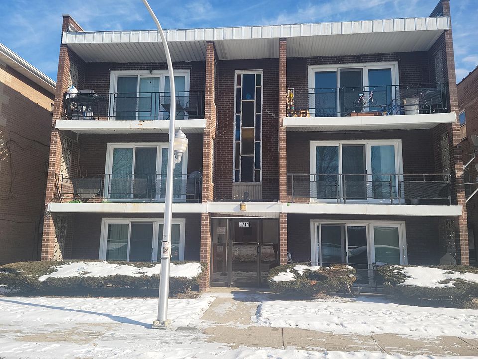 1st image of 5711 S Kenton Ave #2