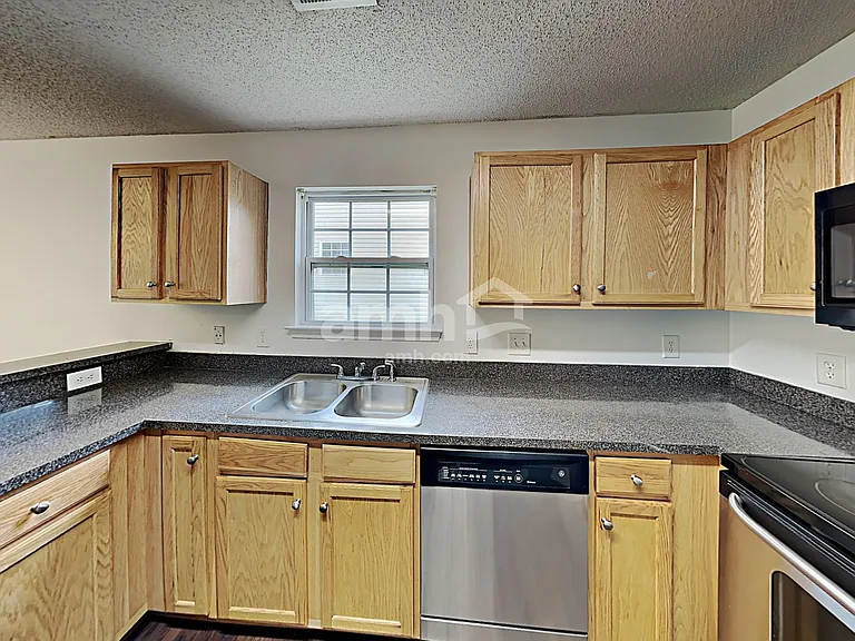 7316 Aragorn Ln — Photo 3