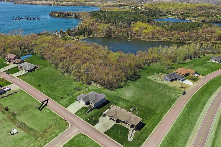 2nd image of 149 Shoreview Dr