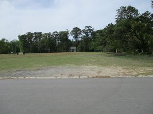 4 River Pl #4, Washington, NC 27889