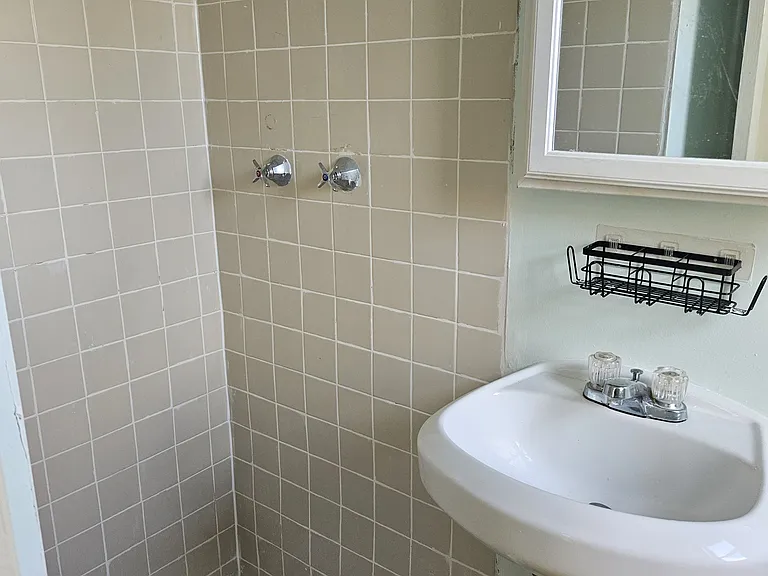 221 Condict Dr #3 — Photo 7