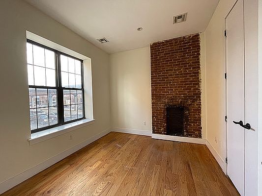 3rd image of 1791 Atlantic Ave #2L