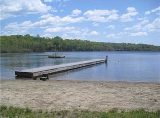 153 Flat Iron Rd, Guilford, CT 06437