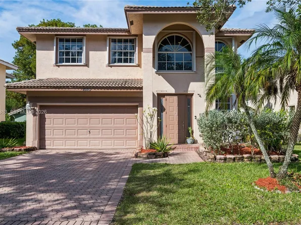 10871 NW 35th Pl, Sunrise, FL 33351