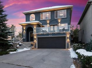 5619 NE Coach Hill Rd SW, Calgary, AB T3H 2A2