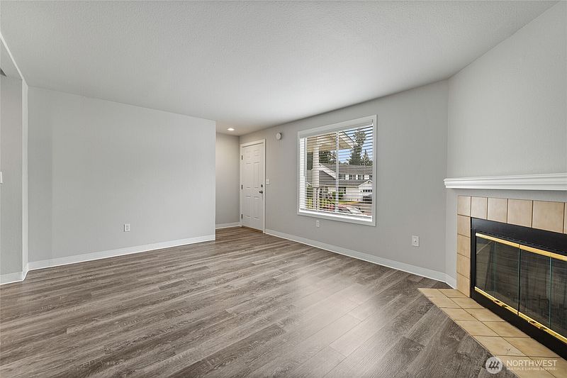 3rd image of 332 S 327th Lane